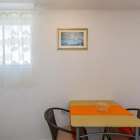 Goreta Razanj רוגוזניצה